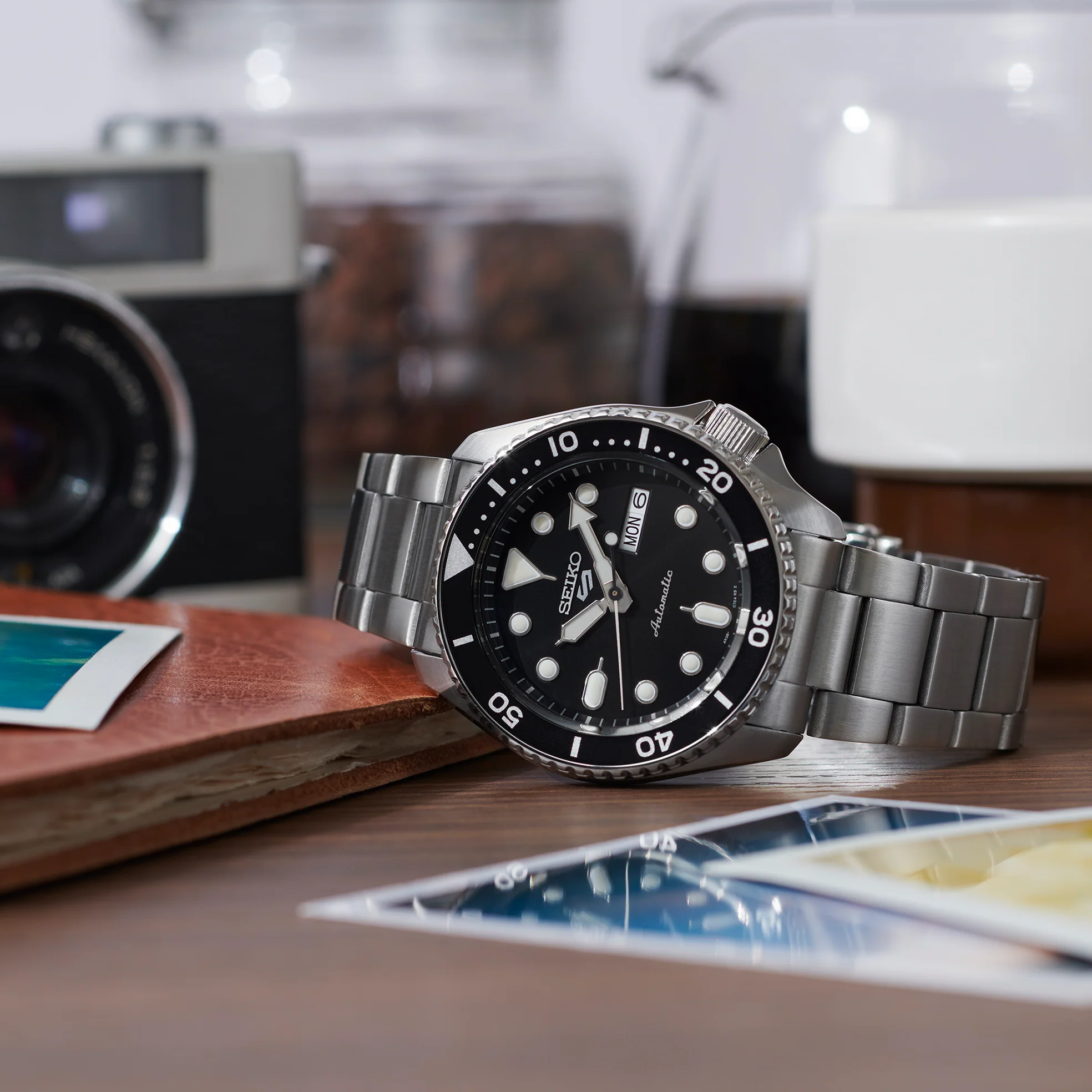 Seiko 5 Sports Black Dial - Image 4